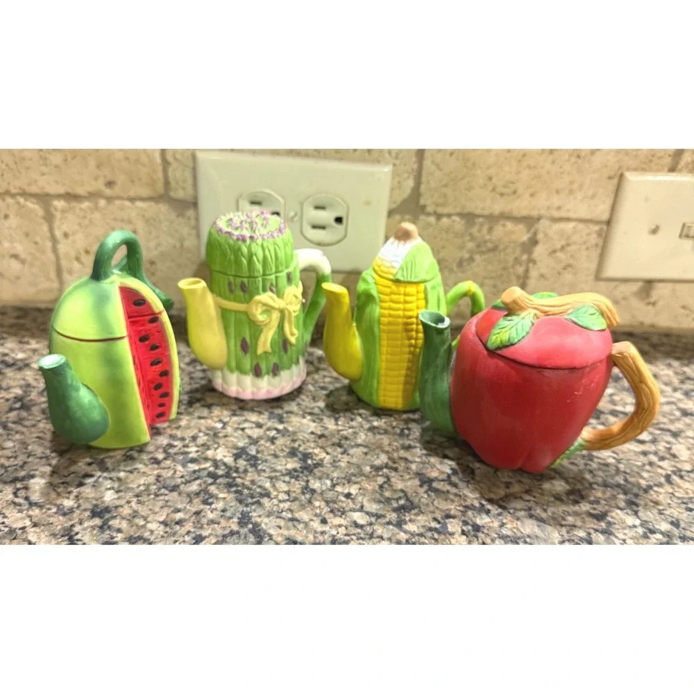 Vintage‎ Style Miniature Ceramic Fruit and Vegetable Teapots Set of 4 Decor